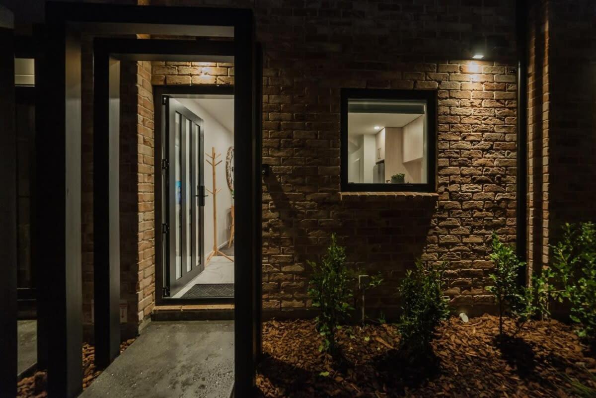 Stones Throw From The Stadium & Hot Tub Christchurch Exterior photo