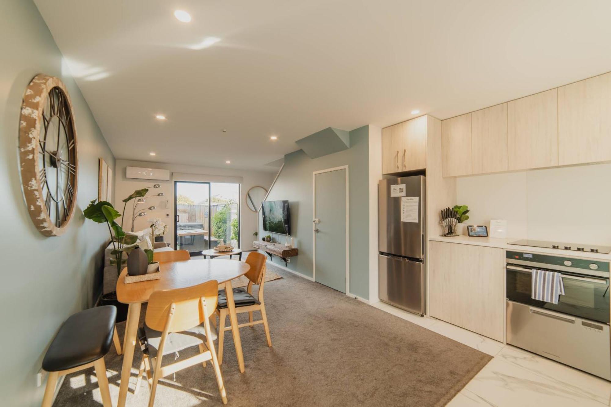 Stones Throw From The Stadium & Hot Tub Christchurch Exterior photo